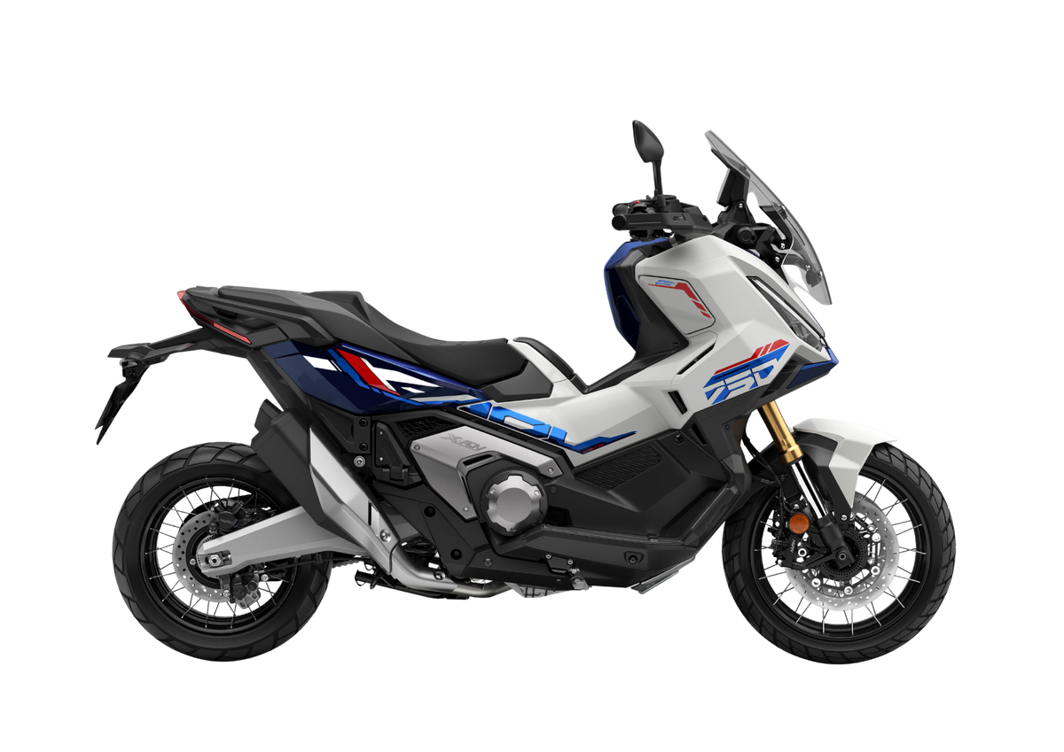 26YM X-ADV - Matte Pearl Glare White