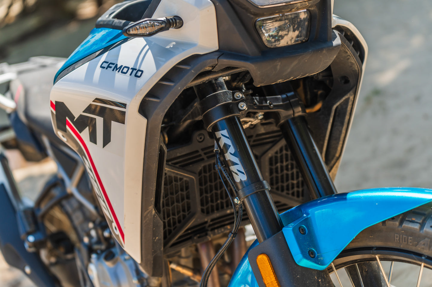 CFMOTO 450MT