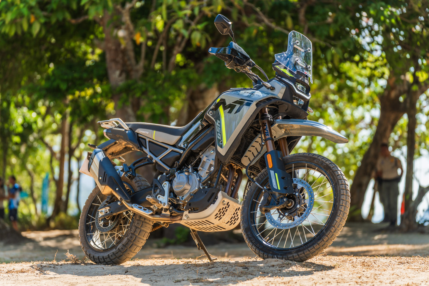 CFMOTO 450MT