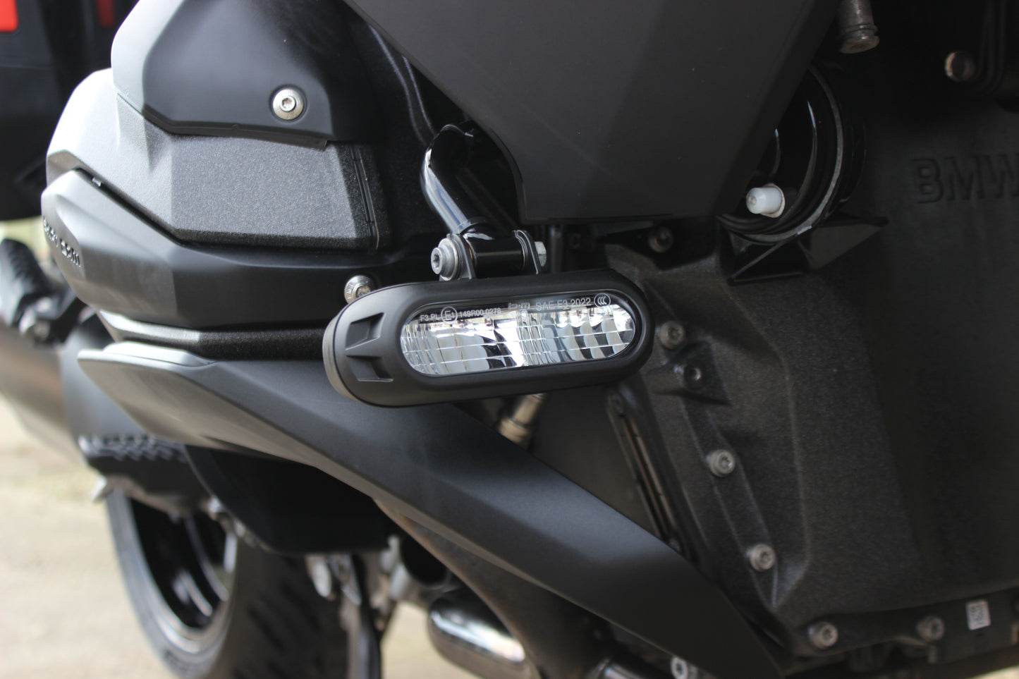 2025 BMW R1300 RT Triple Black