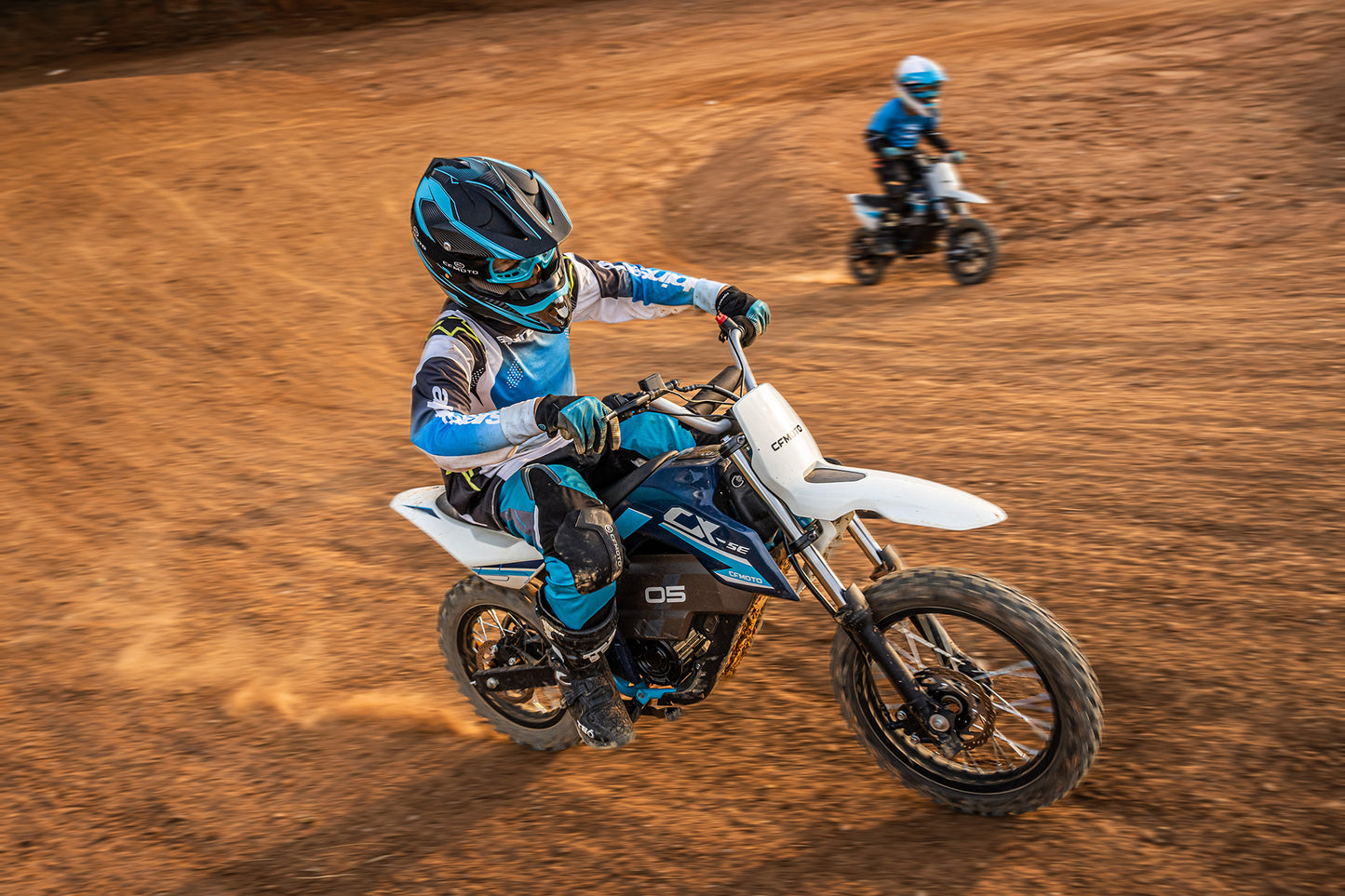 CFMOTO CX-5E