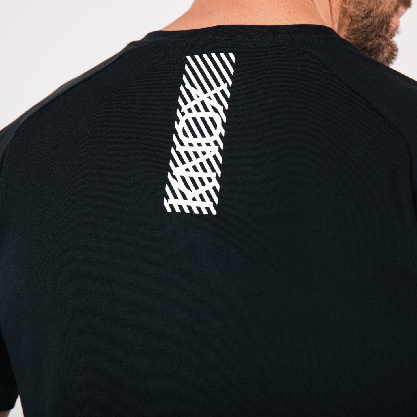 Illusion Strip T-Shirt – Black