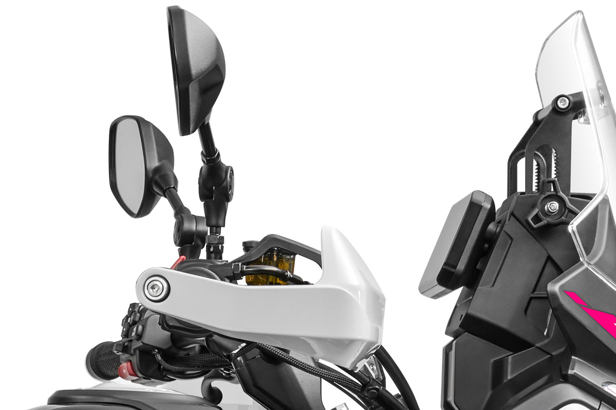 Close-up of a CFMOTO 450MT front section seen from the right side with mirrors and windshield on a white background