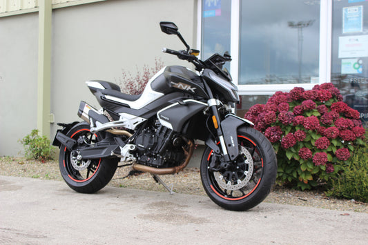 2024 CFMOTO 800 NK Advanced