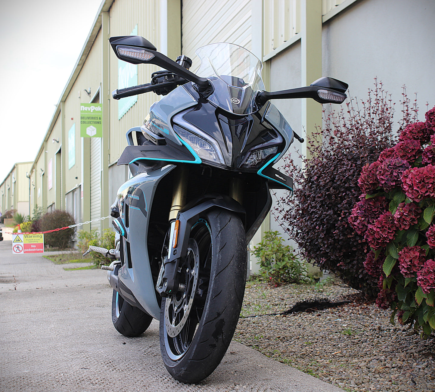 2025 CFMOTO 450SR-S