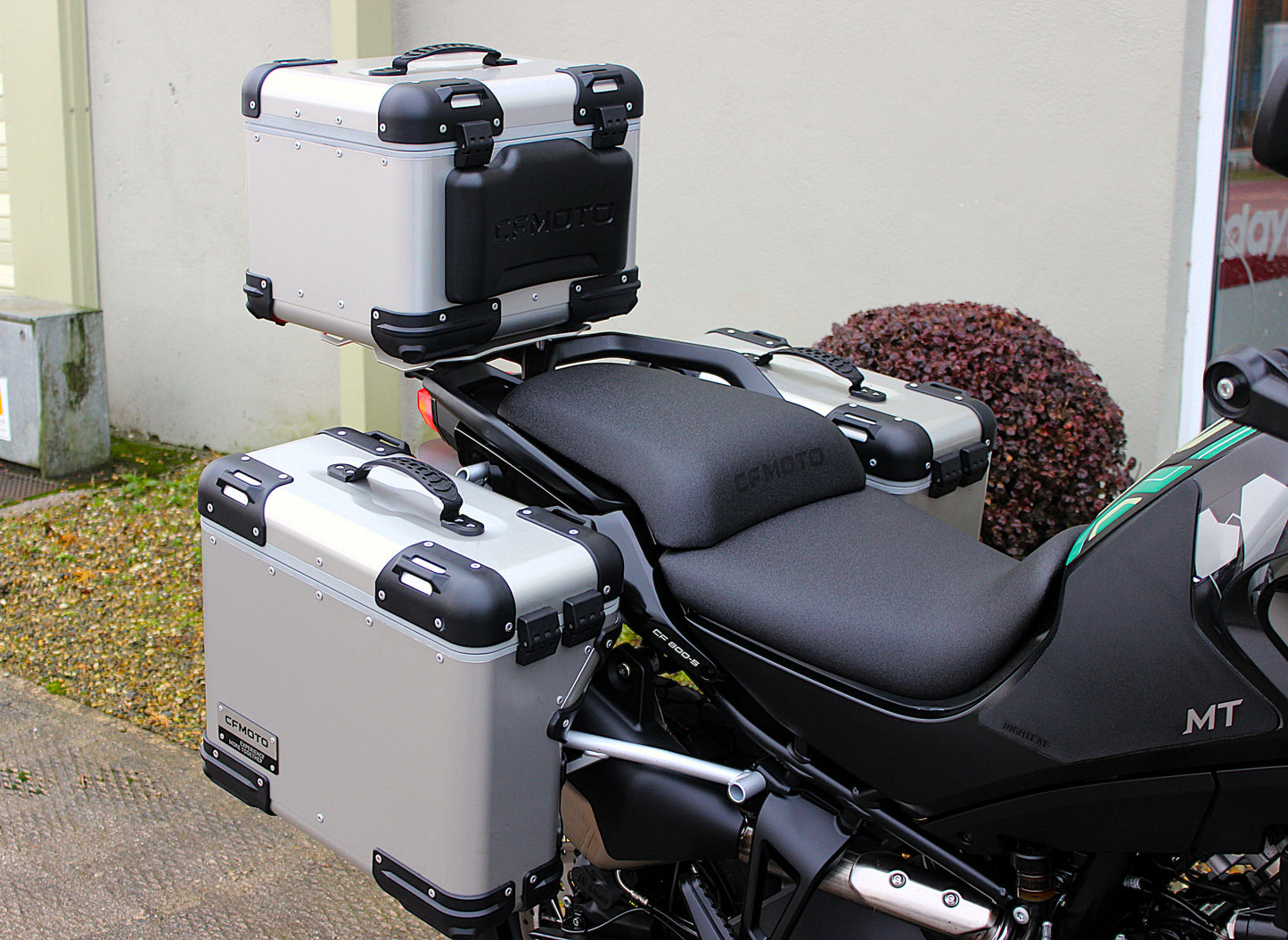 2025 CF MOTO 800 MT Explore