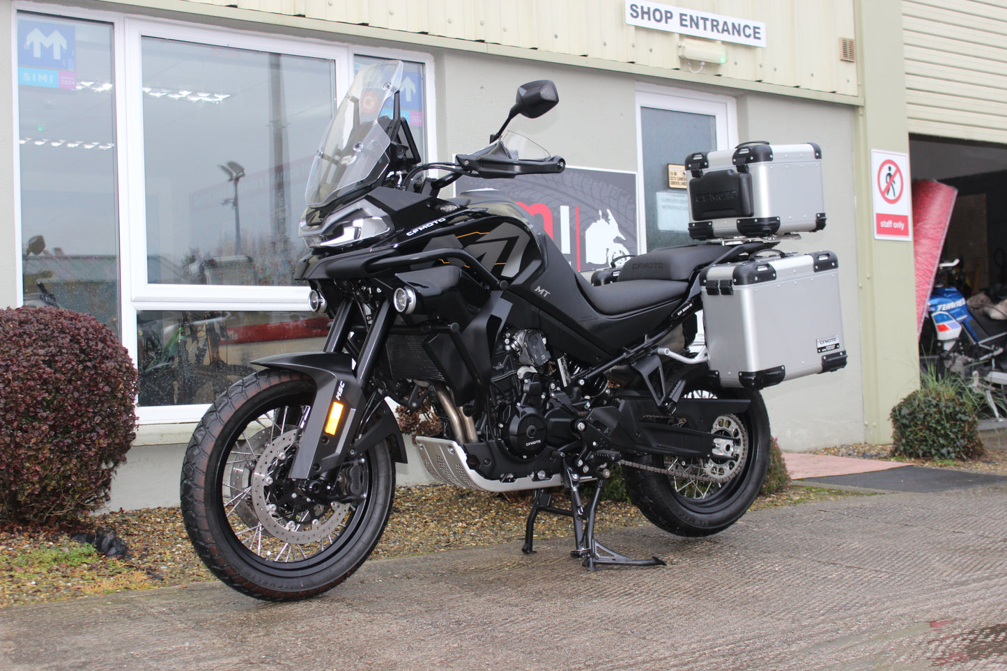 2025 CF MOTO 800 MT Explore