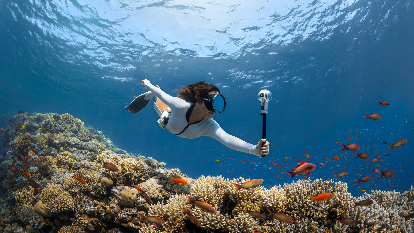 Insta360 X4 Air 360° Action Camera - Motorcycle Bundle